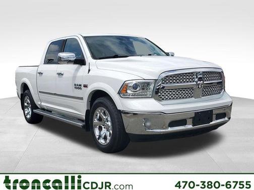 Bright White Clearcoat 2016 RAM 1500 Laramie