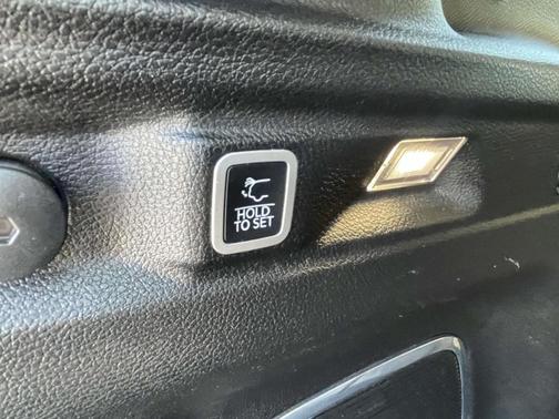 Diamond Black 2021 Jeep Grand Cherokee L Limited