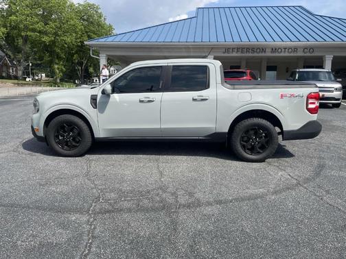 2023 Ford Maverick Lariat