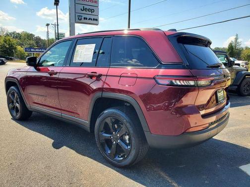 2023 Jeep Grand Cherokee Altitude
