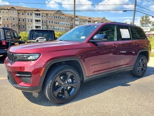 2023 Jeep Grand Cherokee Altitude