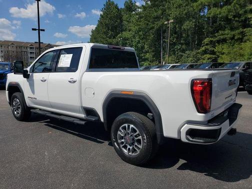 2022 GMC Sierra 2500 AT4