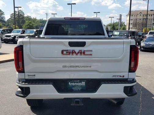 2022 GMC Sierra 2500 AT4