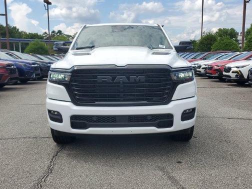 Bright White Clearcoat 2026 RAM 1500 Laramie
