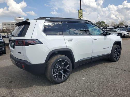 2026 Jeep Cherokee Overland