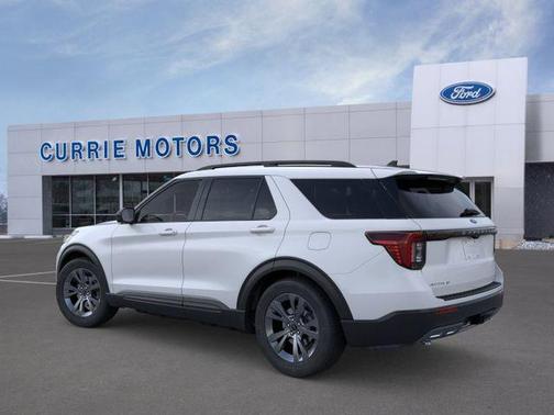 Space White Metallic 2026 Ford Explorer Active