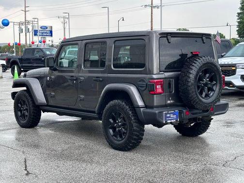 Granite Crystal Metallic Clearcoat 2019 Jeep Wrangler Unlimited Moab 4x4
