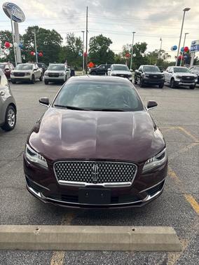 2017 Lincoln MKZ Base