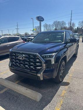 2022 Toyota Tundra Platinum