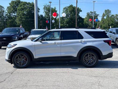 Space White Metallic 2026 Ford Explorer ST-Line
