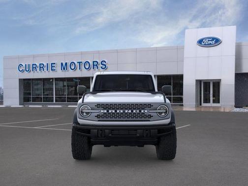 Oxford White 2026 Ford Bronco Badlands