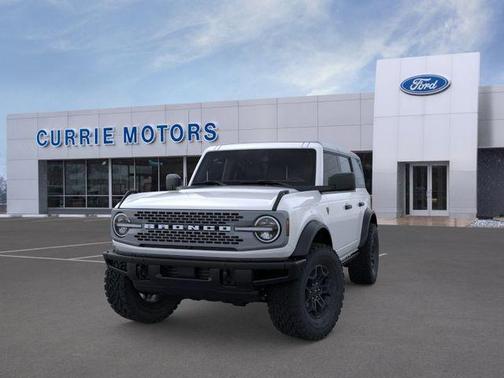 Oxford White 2026 Ford Bronco Badlands