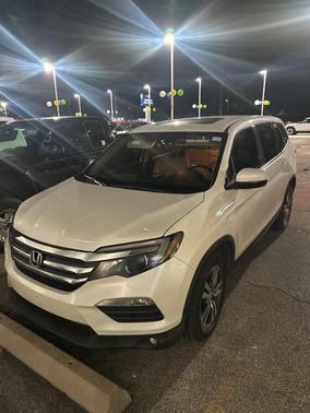 White Diamond Pearl 2017 Honda Pilot EX-L