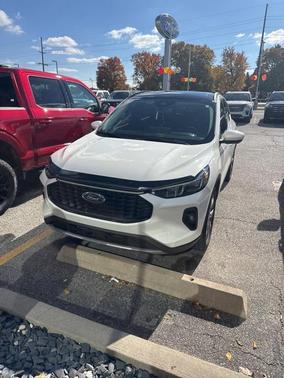 2024 Ford Escape Platinum