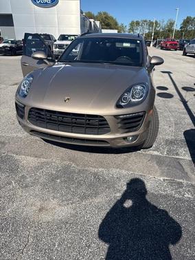2018 Porsche Macan Base