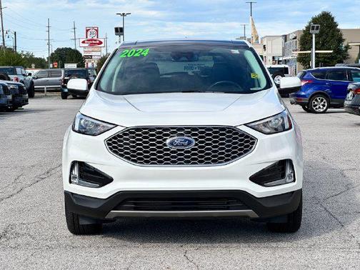 Star White Metallic Tri-Coat 2024 Ford Edge SEL