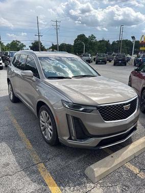 2022 Cadillac XT6 Premium Luxury AWD