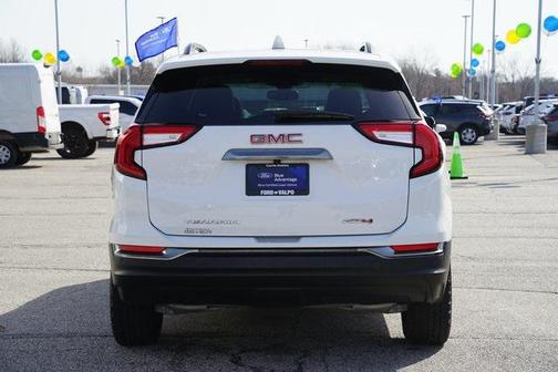 2023 GMC Terrain AWD AT4