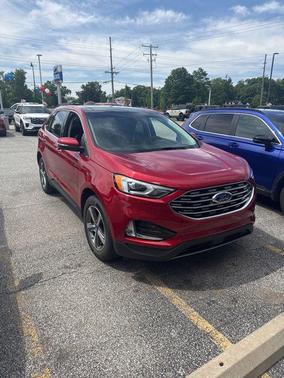 Rapid Red Metallic Tinted Clearcoat 2020 Ford Edge SEL