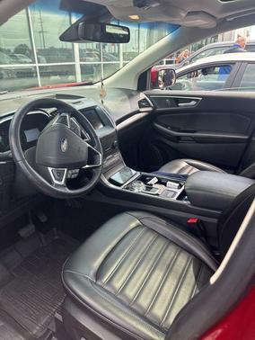 Rapid Red Metallic Tinted Clearcoat 2020 Ford Edge SEL