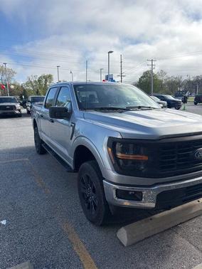 Iconic Silver Metallic 2024 Ford F-150 XL