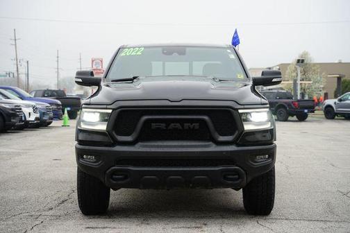 Diamond Black Crystal Pearlcoat 2022 RAM 1500 Rebel