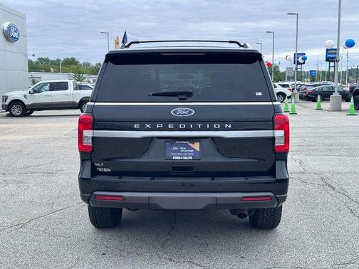 Agate Black Metallic 2023 Ford Expedition XLT
