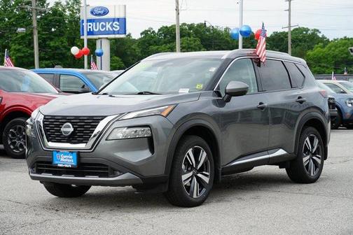 2022 Nissan Rogue SL