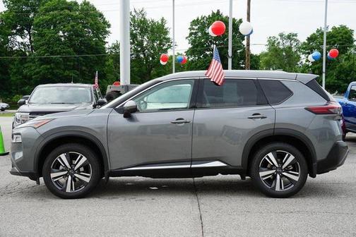 2022 Nissan Rogue SL