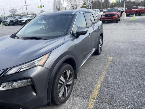 2022 Nissan Rogue SL