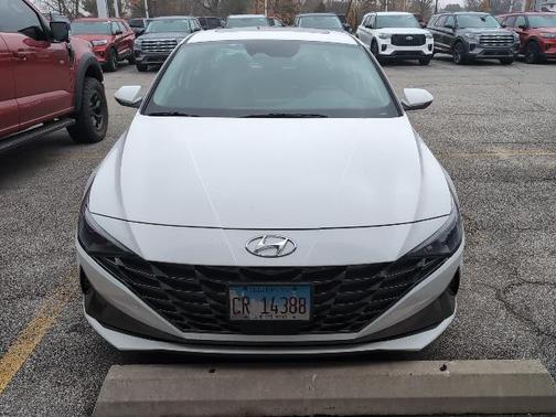 2023 Hyundai ELANTRA HEV Limited