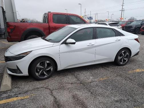 2023 Hyundai ELANTRA HEV Limited