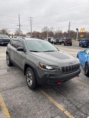 2022 Jeep Cherokee Trailhawk