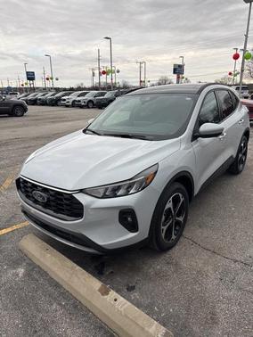 2025 Ford Escape ST-Line Select