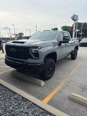 2024 Chevrolet Silverado 2500 4WD Crew Cab Standard Bed ZR2
