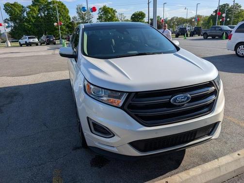 2018 Ford Edge Sport