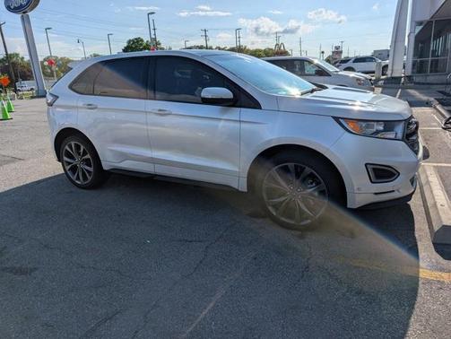 2018 Ford Edge Sport