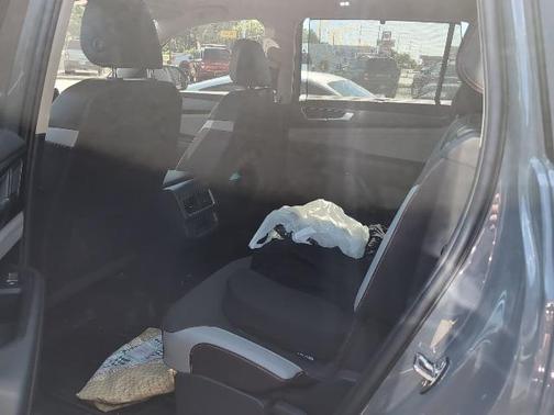 2024 Volkswagen Atlas 2.0T SEL