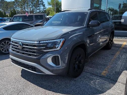 2024 Volkswagen Atlas 2.0T SEL