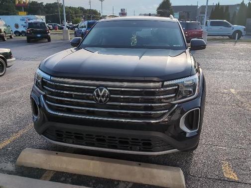 2024 Volkswagen Atlas 2.0T SE w/Technology 4MOTION