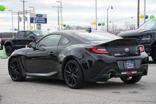 Raven 2025 Toyota GR86 Premium