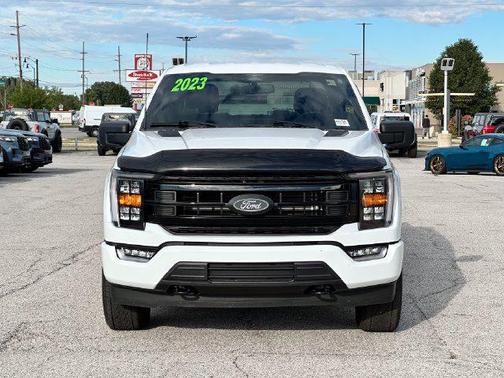 Oxford White 2023 Ford F-150 XLT