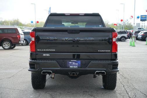 Black 2022 Chevrolet Silverado 1500 Limited Custom Trail Boss