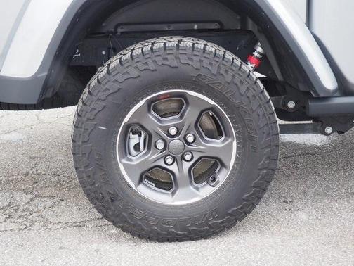 Photo 5 of 20 of 2020 Jeep Gladiator Rubicon