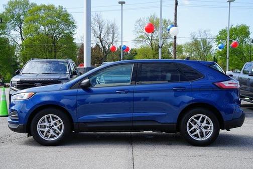 2021 Ford Edge SE