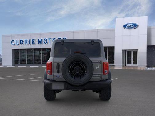 Carbonized Gray Metallic 2026 Ford Bronco Big Bend