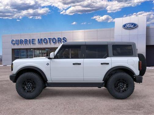 Oxford White 2026 Ford Bronco Outer Banks