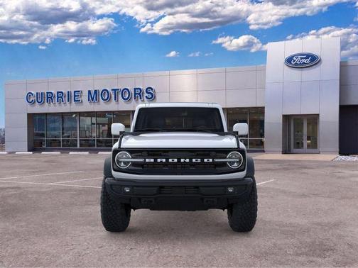 Oxford White 2026 Ford Bronco Outer Banks
