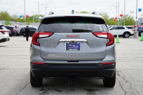 Sterling Metallic 2024 GMC Terrain SLE