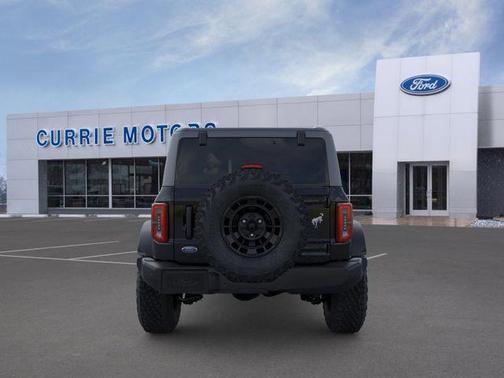Shadow Black 2026 Ford Bronco Outer Banks